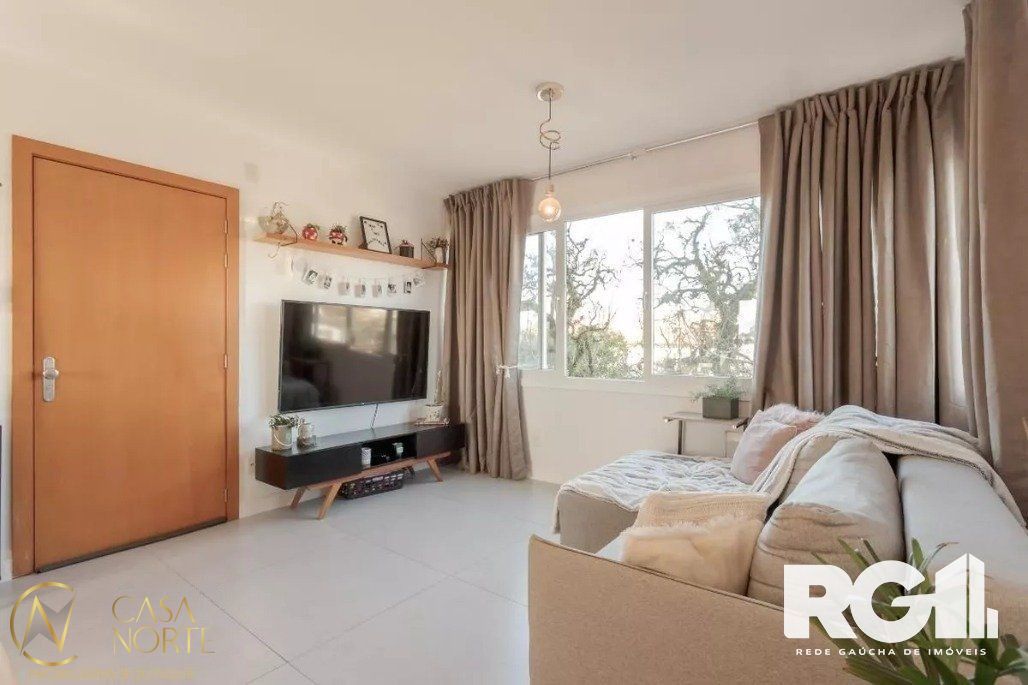 Apartamento à venda com 2 quartos, 64m², 1 suíte, 2 vagas, Rua Vinte e Quatro de Agosto no bairro Jardim Sabará em Porto Alegre