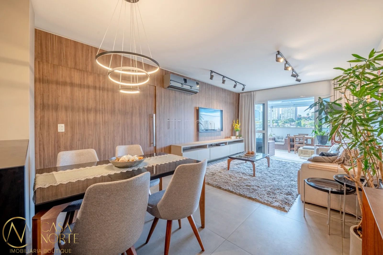 Apartamento Garden à venda com 3 quartos, 177m², 1 suíte, 2 vagas, Avenida Doutor Nilo Peçanha no bairro Chácara das Pedras em Porto Alegre