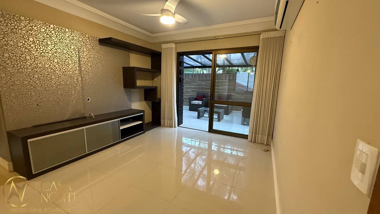 Apartamento Garden à venda com 3 quartos, 101m², 1 suíte, 2 vagas, Rua Felizardo no bairro Jardim  Botânico em Porto Alegre