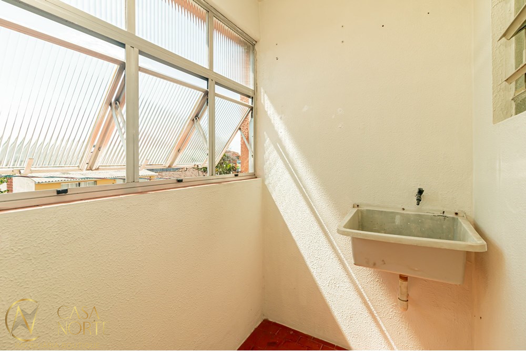 Apartamento à venda com 1 quarto, 45m², Júlio Verne no bairro São João em Porto Alegre