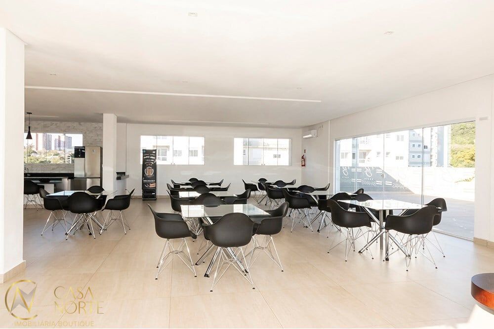 Apartamento à venda com 2 quartos, 53m², 1 suíte, 1 vaga, Irmão Norberto Francisco Rauch no bairro Jardim Carvalho em Porto Alegre