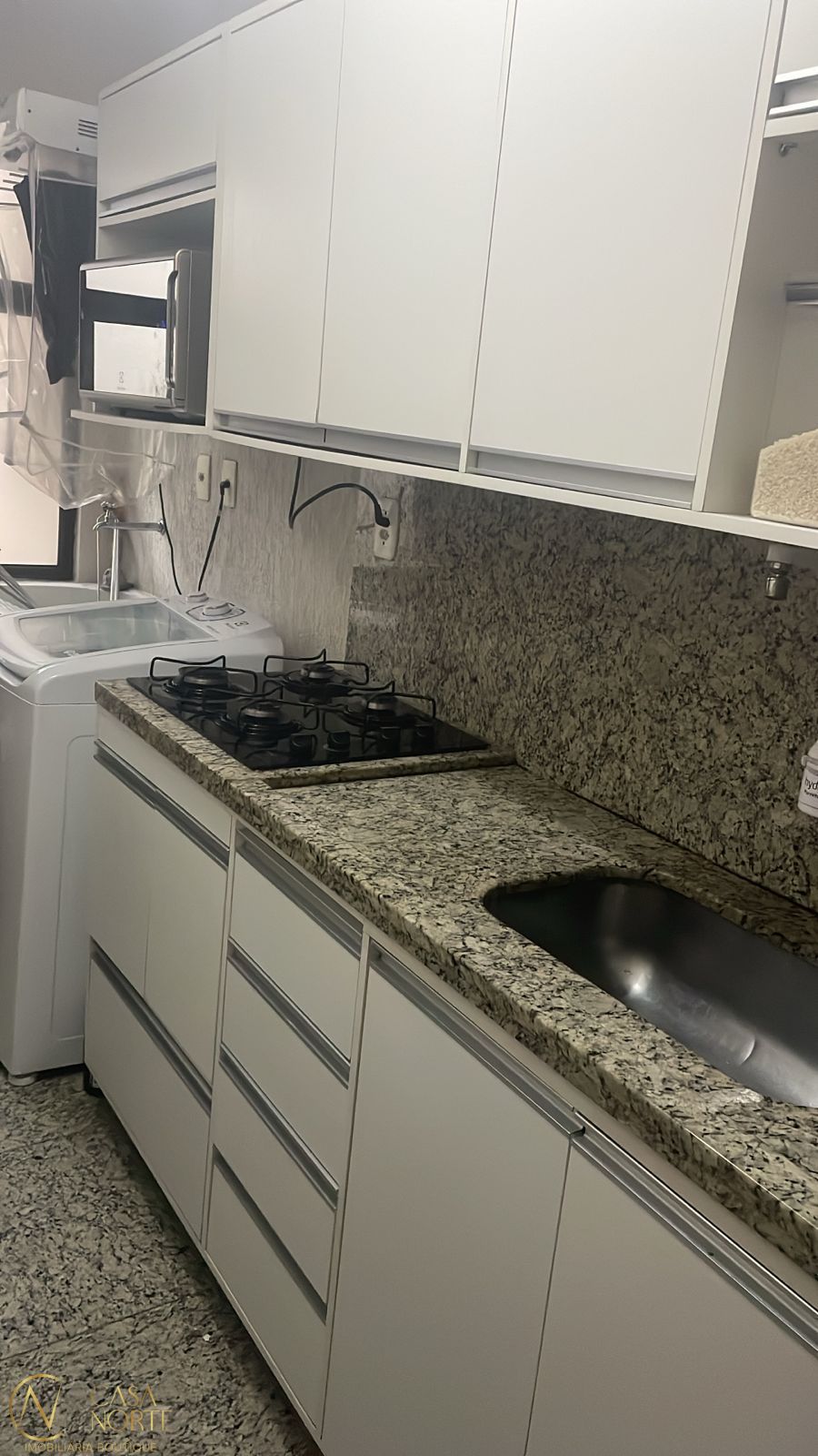 Apartamento à venda com 3 quartos, 68m², 1 vaga, Avenida General Raphael Zippin no bairro Sarandi em Porto Alegre