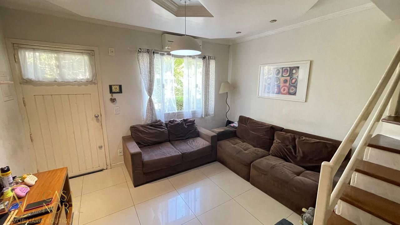 Casa de Condomínio à venda com 2 quartos, 75m², 1 suíte, 1 vaga, Rua Engenheiro Frederico Dahne no bairro Sarandi em Porto Alegre