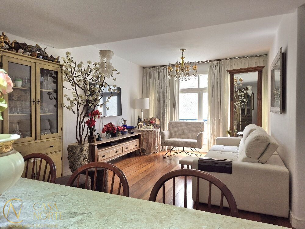 Apartamento à venda com 3 quartos, 106m², 1 suíte, 1 vaga, Rua Anita Garibaldi no bairro Mont Serrat em Porto Alegre
