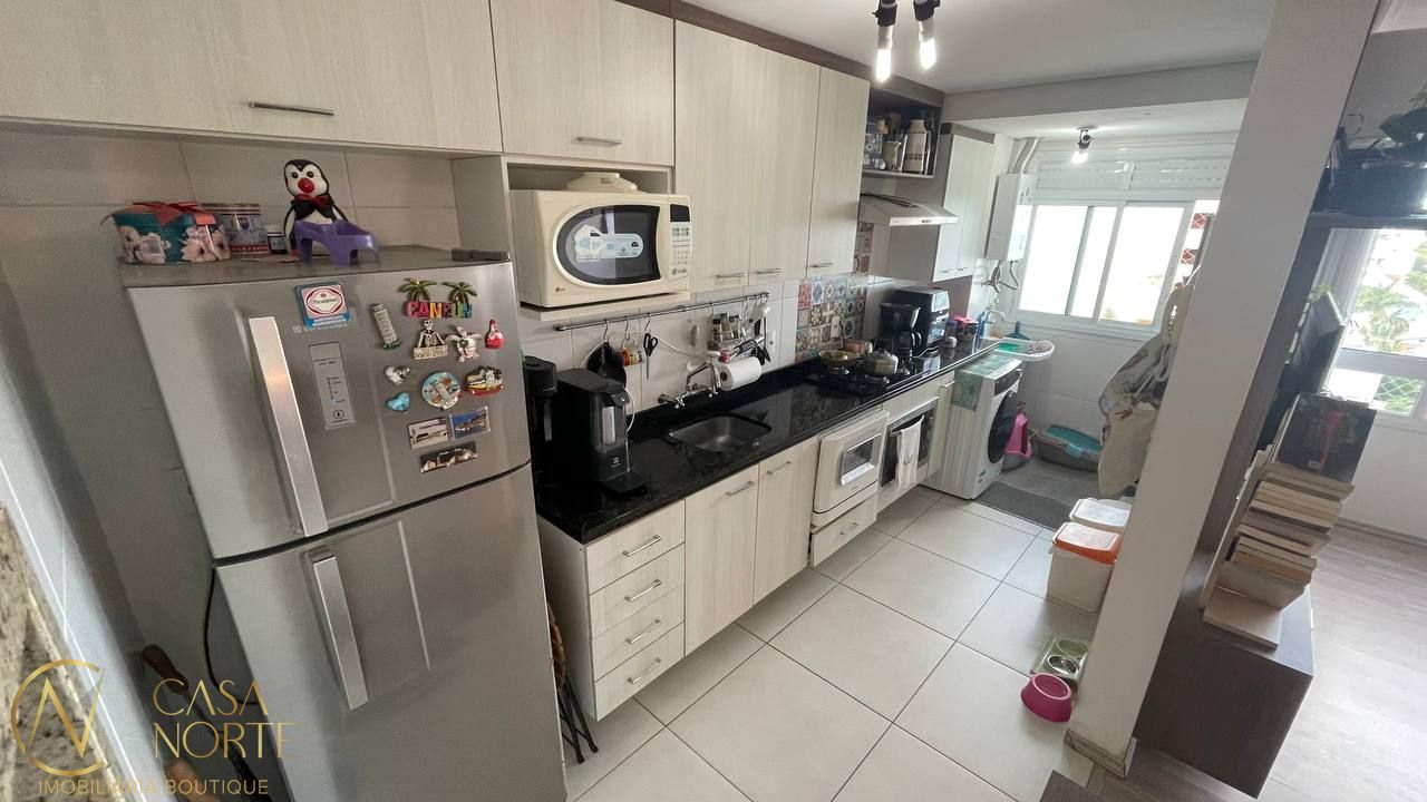 Apartamento à venda com 2 quartos, 70m², 1 suíte, 1 vaga, Rua Gomes de Freitas no bairro Jardim Itu em Porto Alegre