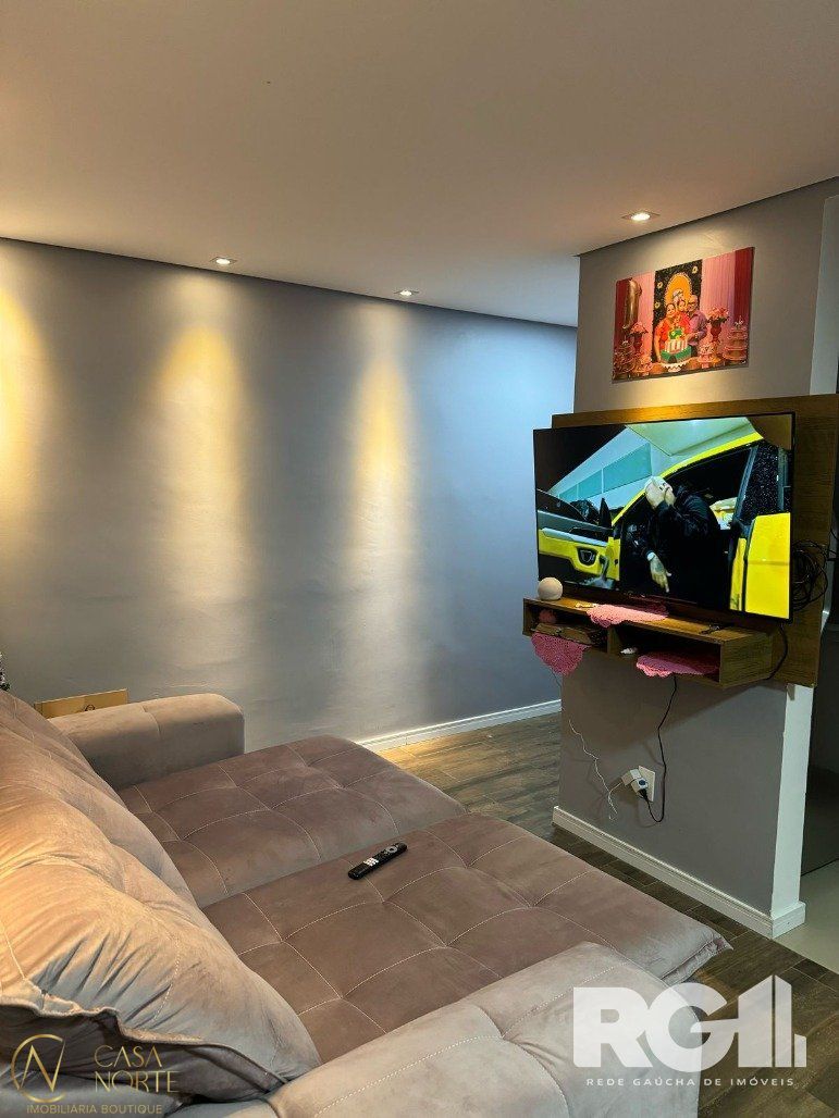 Apartamento à venda com 2 quartos, 47m², 1 vaga, Avenida Protásio Alves no bairro Morro Santana em Porto Alegre
