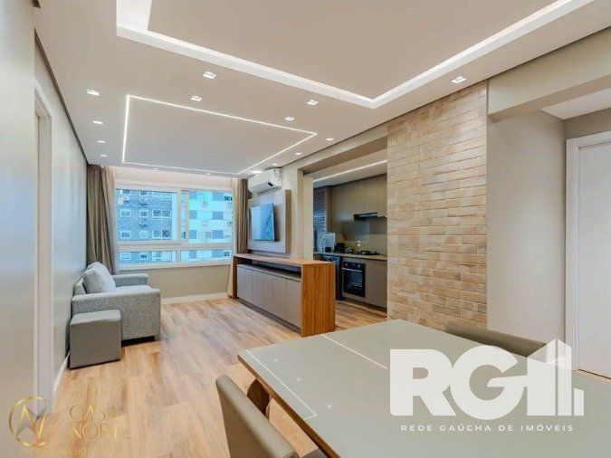 Apartamento à venda com 3 quartos, 81m², 1 suíte, 1 vaga, Rua Jerônymo Zelmanovitz no bairro São Sebastião em Porto Alegre