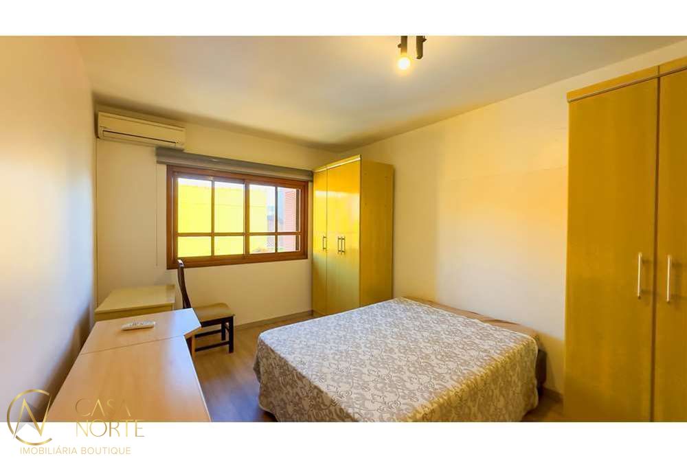 Casa à venda com 4 quartos, 307m², 1 suíte, 3 vagas, Coronel Jaime da Costa Pereira no bairro Partenon em Porto Alegre
