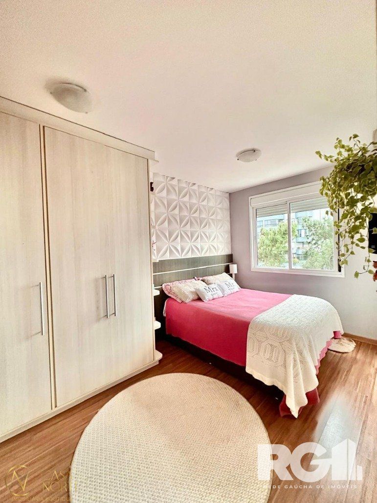 Apartamento à venda com 2 quartos, 59m², 1 suíte, 1 vaga, Rua Limoeiro no bairro Cristo Redentor em Porto Alegre