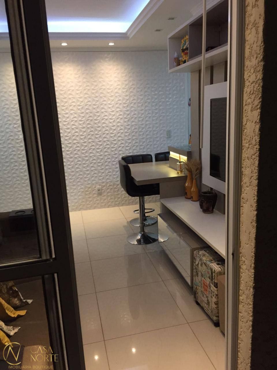 Apartamento à venda com 2 quartos, 51m², 1 suíte, 1 vaga, Avenida Assis Brasil no bairro São Sebastião em Porto Alegre