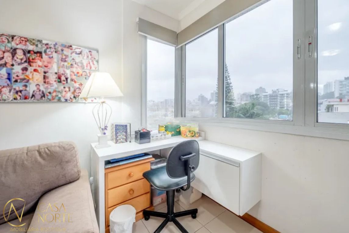 Apartamento à venda com 2 quartos, 81m², 1 suíte, 2 vagas, Rua Silva Jardim no bairro Auxiliadora em Porto Alegre