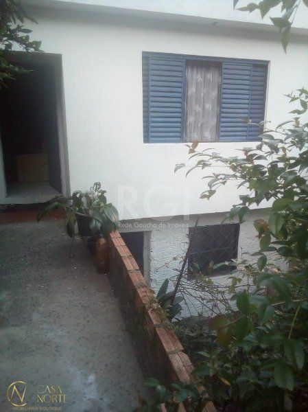 Terreno à venda  com 327m², Avenida Professor Oscar Pereira no bairro Glória em Porto Alegre