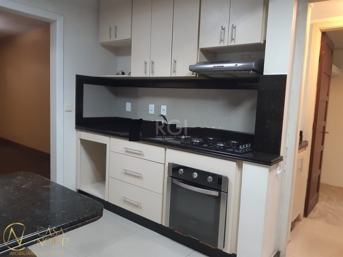 Apartamento à venda com 3 quartos, 115m², 1 suíte, 1 vaga, Avenida Protásio Alves no bairro Petrópolis em Porto Alegre