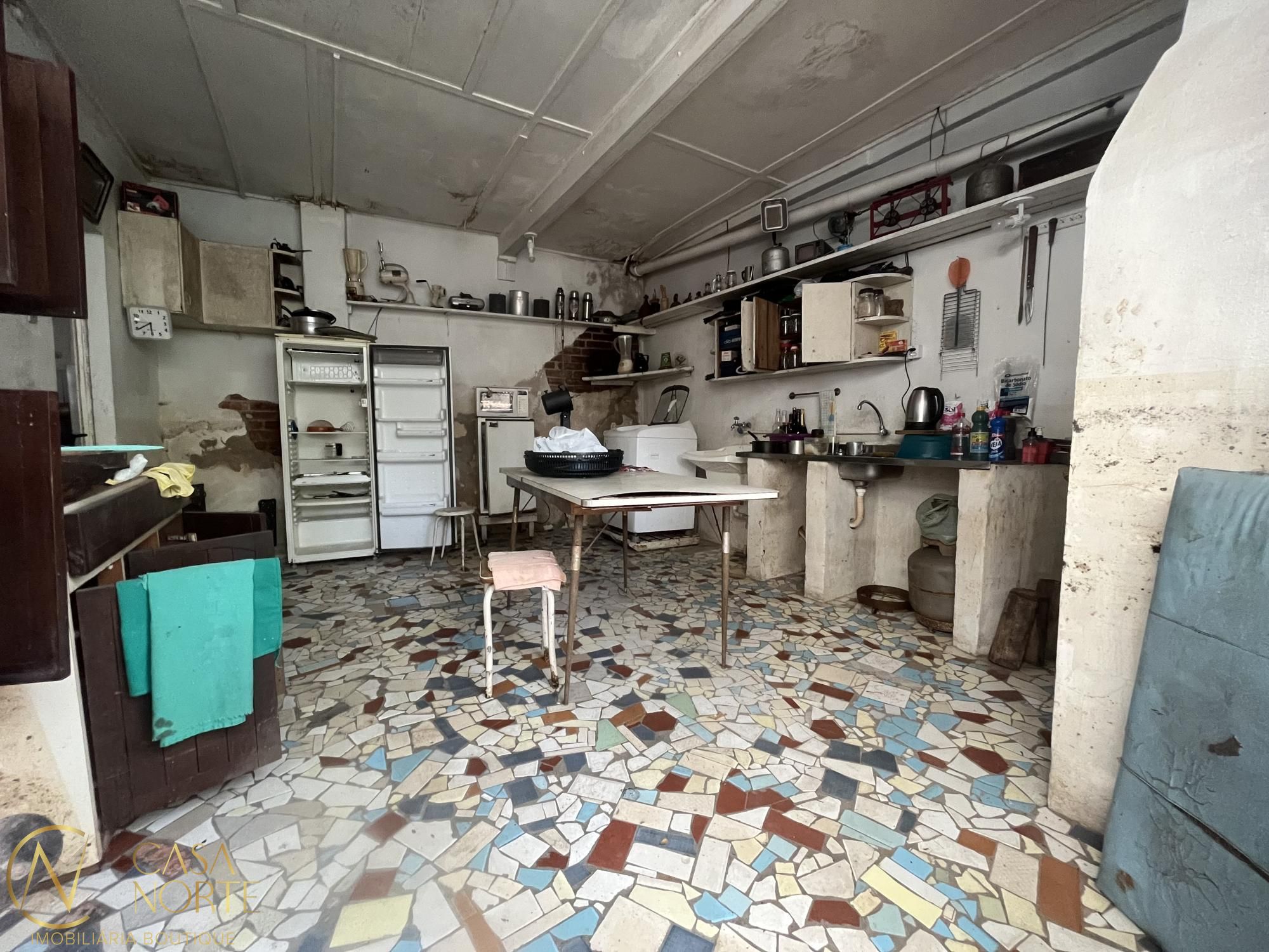 Casa à venda com 3 quartos, 120m², 1 vaga, Rua Joaquim Nabuco no bairro Cidade Baixa em Porto Alegre