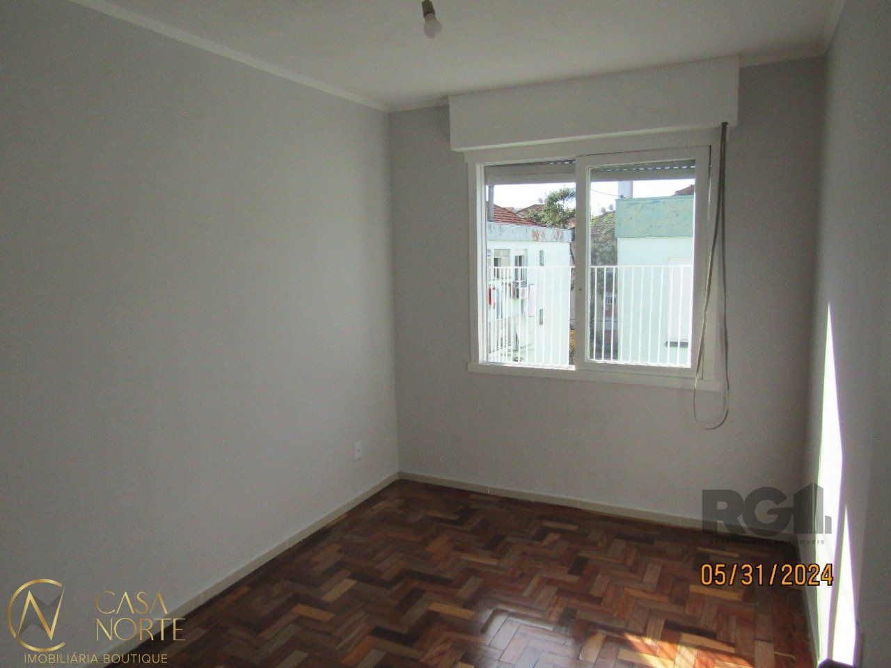Apartamento à venda com 2 quartos, 58m², 1 vaga, Rua Hermeto Bermudez no bairro Jardim Leopoldina em Porto Alegre