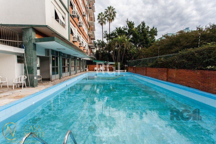 Apartamento à venda com 2 quartos, 93m², 1 vaga, Rua Santa Rita no bairro Floresta em Porto Alegre