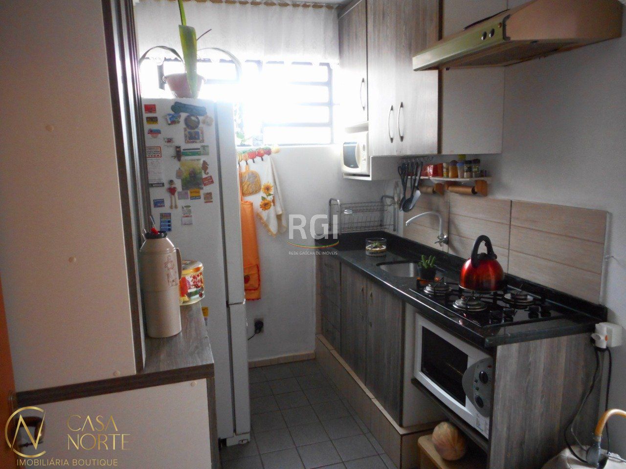 Apartamento à venda com 3 quartos, 70m², 1 vaga, Rua Padre Hildebrando no bairro Santa Maria Goretti em Porto Alegre