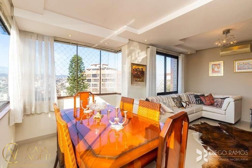 Cobertura à venda com 3 quartos, 185m², 1 suíte, 2 vagas, Rua Faria Santos no bairro Petrópolis em Porto Alegre