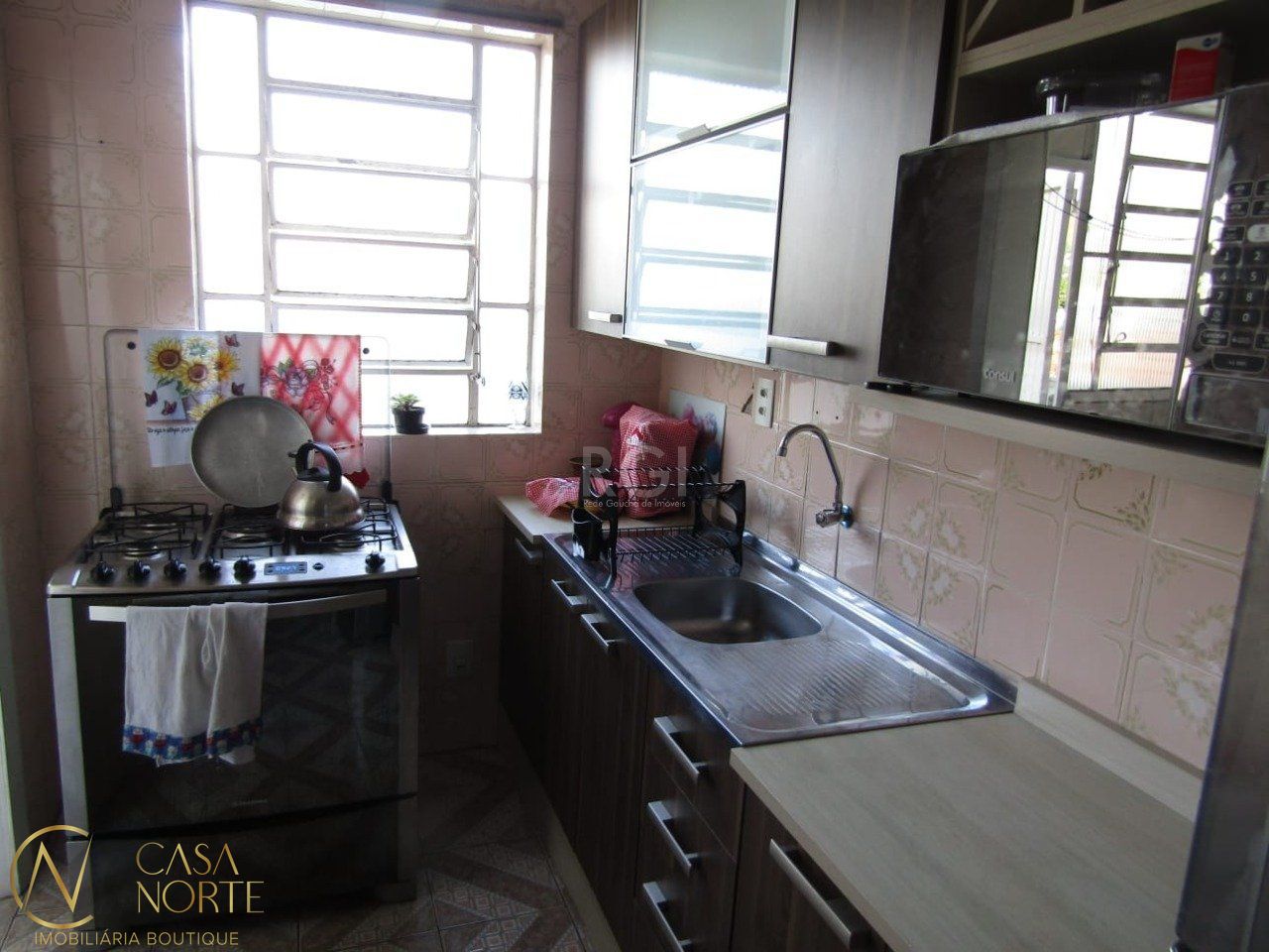Apartamento à venda com 2 quartos, 60m², Avenida Bento Gonçalves no bairro Partenon em Porto Alegre