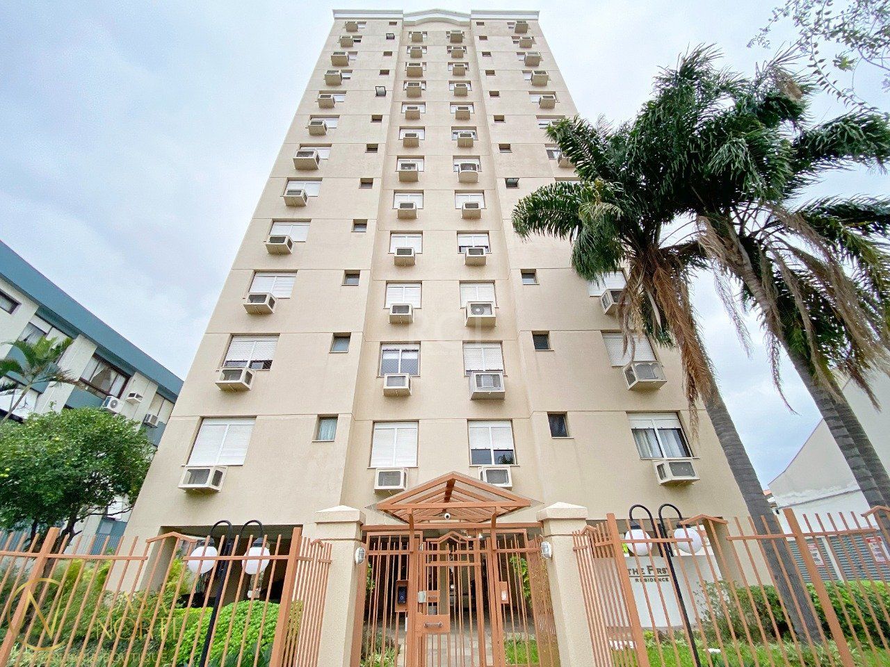 Apartamento à venda com 3 quartos, 96m², 1 suíte, 1 vaga, Rua São Manoel no bairro Rio Branco em Porto Alegre
