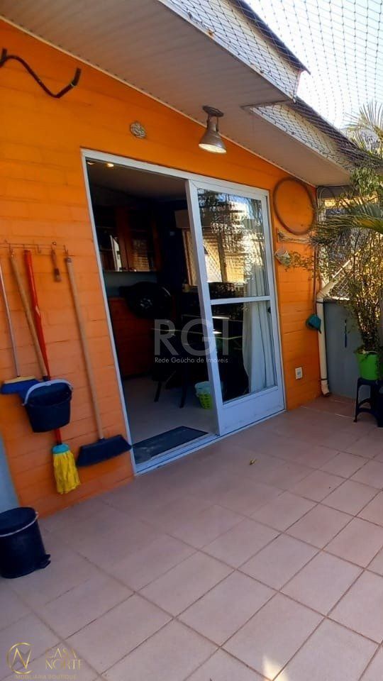 Cobertura à venda com 2 quartos, 91m², Rua Ramiro Barcelos no bairro Floresta em Porto Alegre
