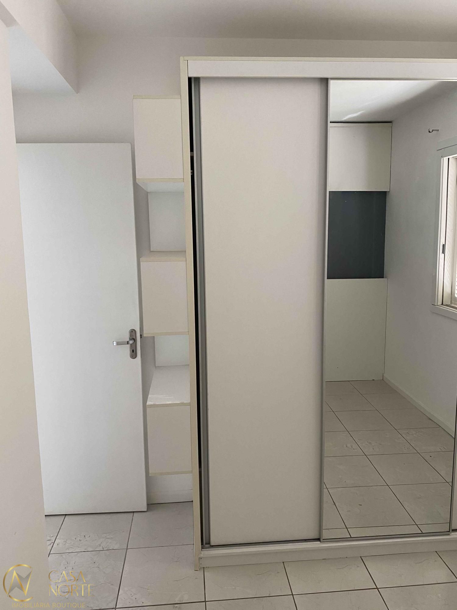 Apartamento à venda com 1 quarto, 43m², 1 vaga, Avenida Bento Gonçalves no bairro Partenon em Porto Alegre