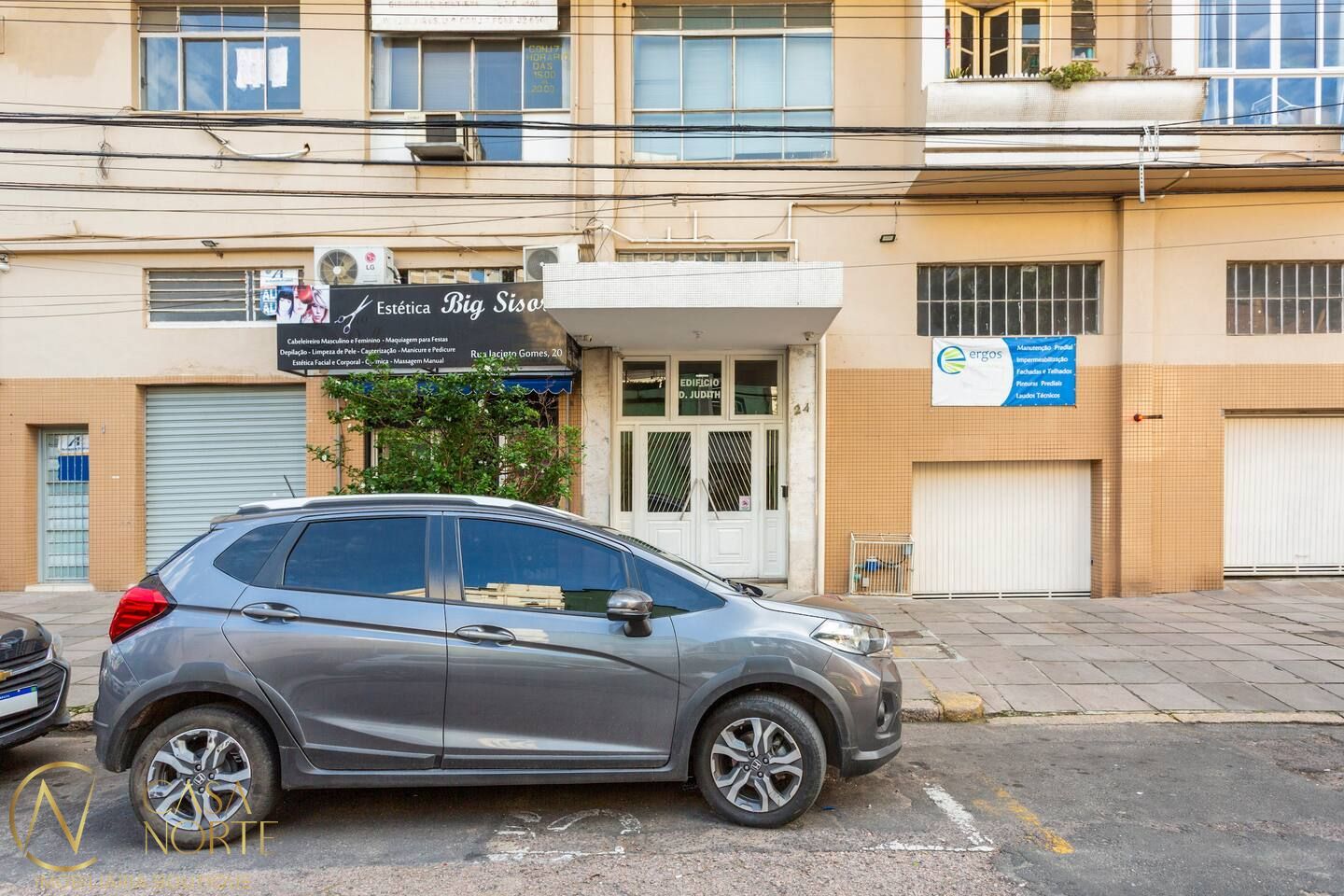 Apartamento à venda com 2 quartos, 66m², Rua Jacinto Gomes no bairro Santana em Porto Alegre