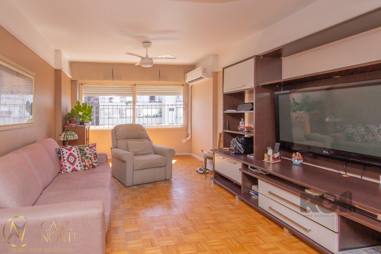 Apartamento à venda com 3 quartos, 93m², 1 suíte, 1 vaga, Rua Ribeiro Cancela no bairro Menino Deus em Porto Alegre