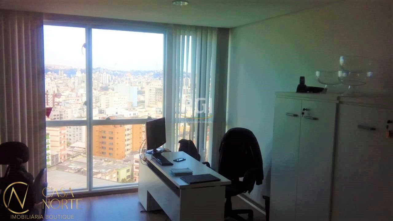 Sala Comercial à venda com 1 quarto, 38m², Avenida Loureiro da Silva no bairro Cidade Baixa em Porto Alegre