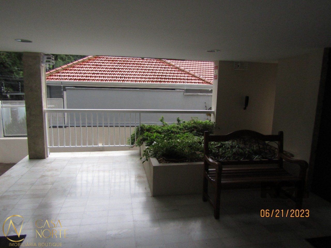 Sala Comercial à venda , 34m², Rua Dona Laura no bairro Rio Branco em Porto Alegre