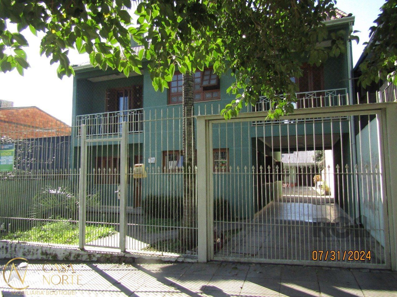 Casa à venda com 4 quartos, 287m², 1 suíte, 4 vagas, Avenida Circular no bairro Vila Jardim em Porto Alegre