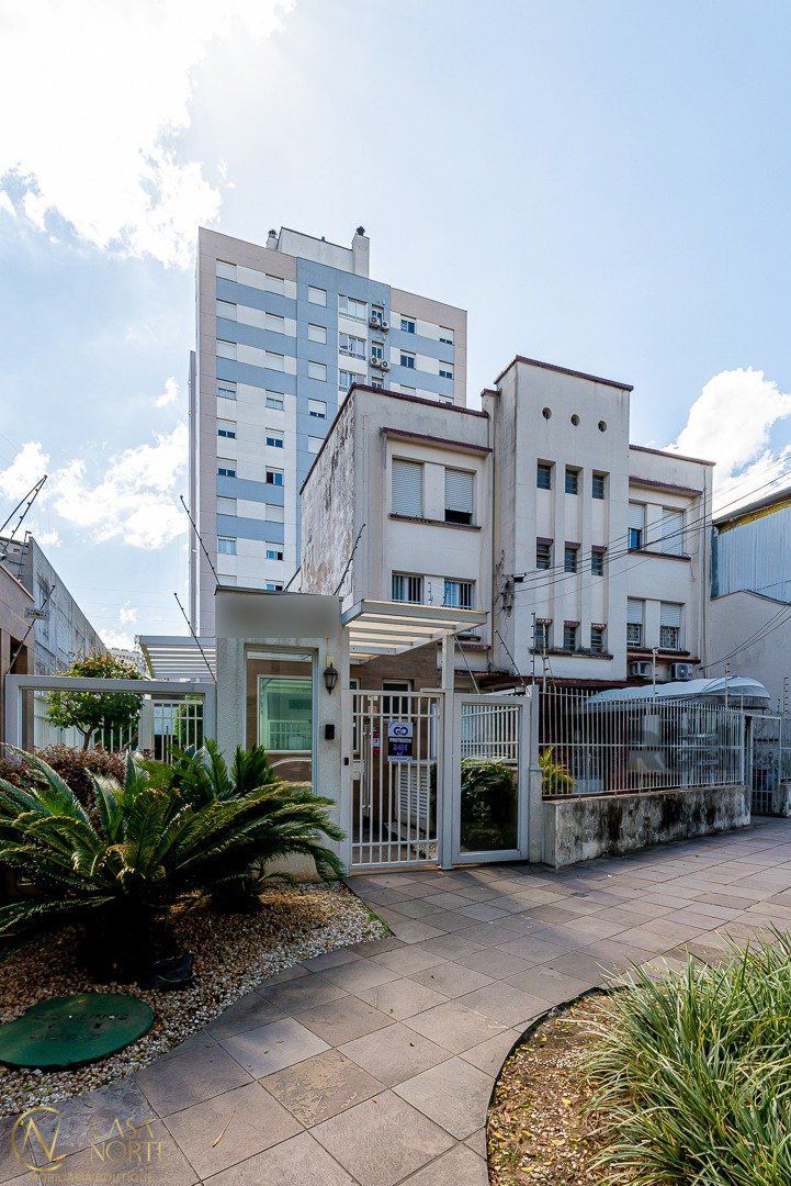 Apartamento à venda com 1 quarto, 42m², 1 suíte, 1 vaga, Rua Doutor Alcides Cruz no bairro Santa Cecília em Porto Alegre