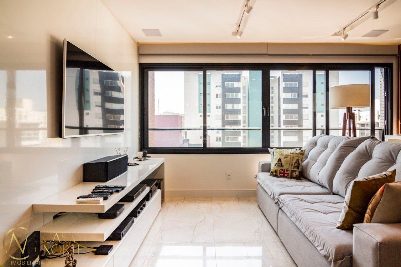 Apartamento à venda com 3 quartos, 101m², 1 suíte, 2 vagas, Rua Acelio Daudt no bairro Passo da Areia em Porto Alegre
