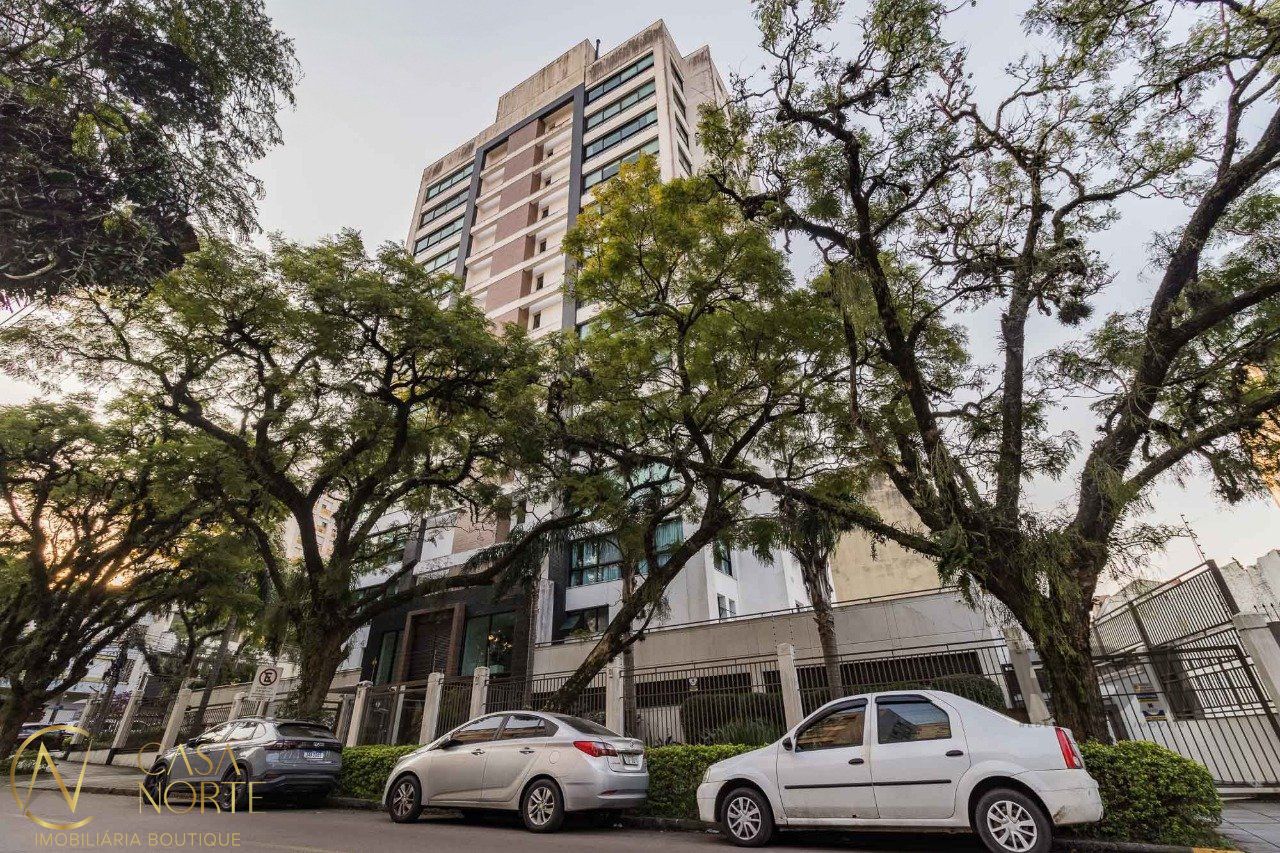 Apartamento à venda com 3 quartos, 102m², 1 suíte, 2 vagas, Rua Cabral no bairro Rio Branco em Porto Alegre