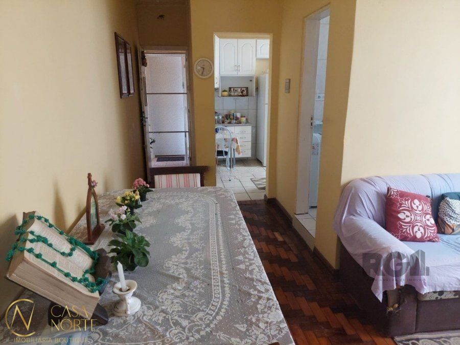 Apartamento à venda com 2 quartos, 48m², Rua Moura Azevedo no bairro São Geraldo em Porto Alegre