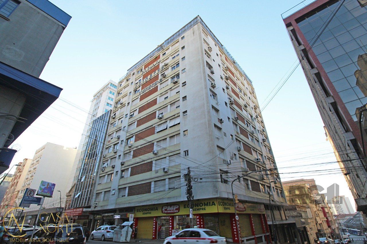 Apartamento à venda com 3 quartos, 82m², 1 suíte, Rua Coronel Vicente no bairro Centro Histórico em Porto Alegre