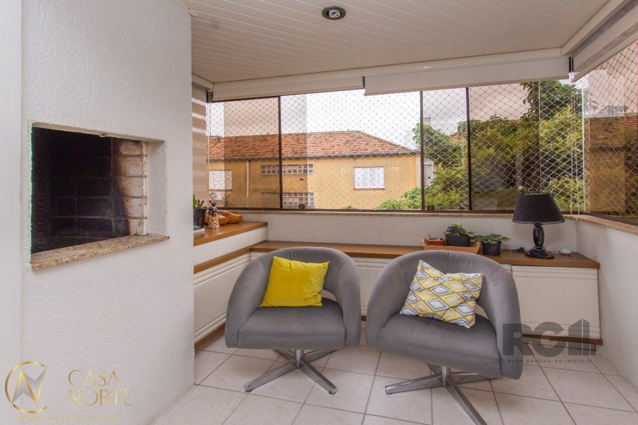 Apartamento à venda com 3 quartos, 73m², 1 vaga, Rua Gonçalves Dias no bairro Menino Deus em Porto Alegre