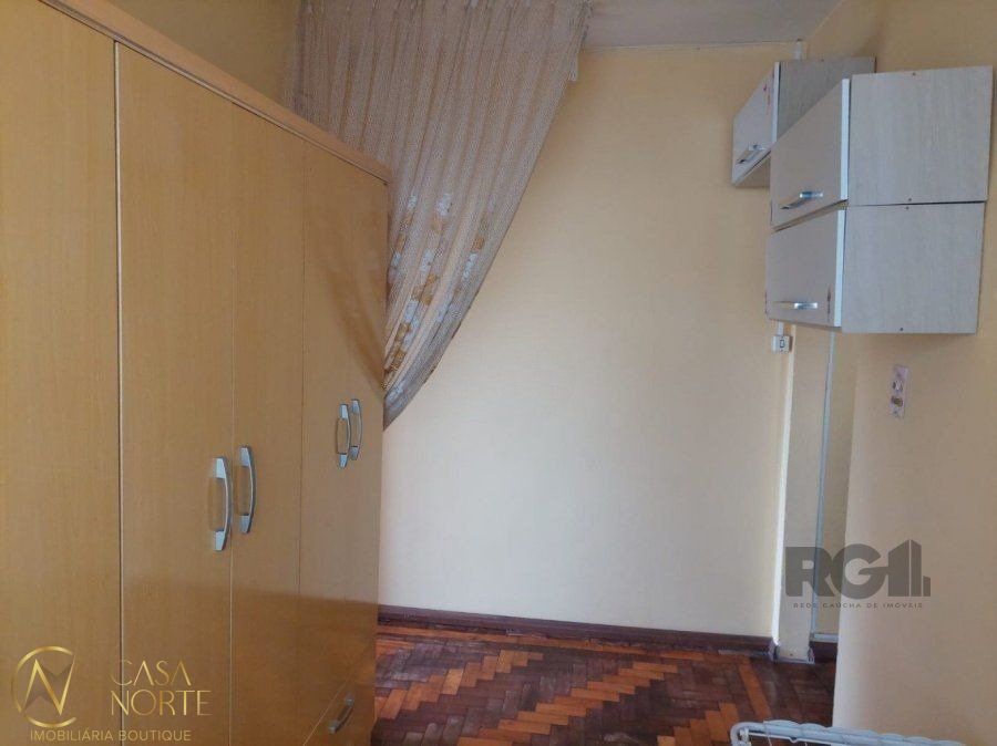 Apartamento à venda com 2 quartos, 48m², Rua Moura Azevedo no bairro São Geraldo em Porto Alegre