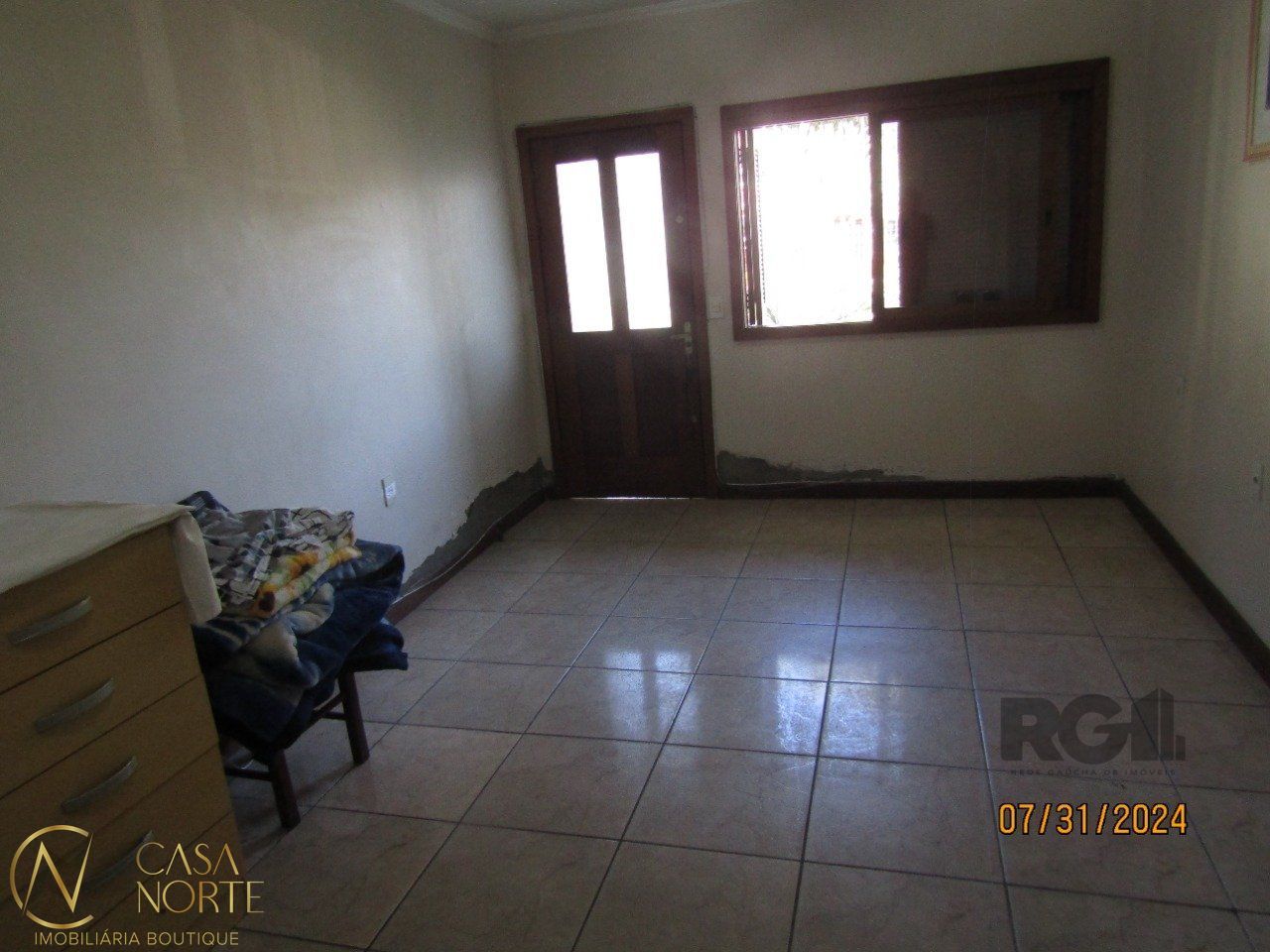 Casa à venda com 4 quartos, 287m², 1 suíte, 4 vagas, Avenida Circular no bairro Vila Jardim em Porto Alegre