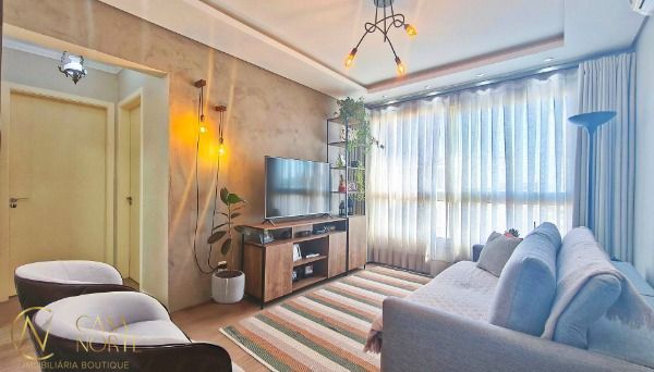 Apartamento à venda com 2 quartos, 70m², 1 vaga, Avenida Getúlio Vargas no bairro Menino Deus em Porto Alegre