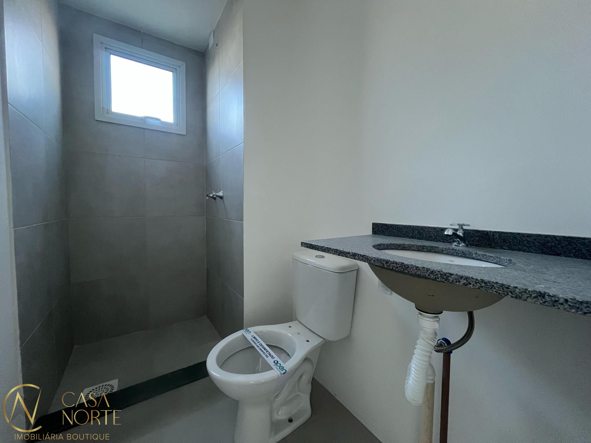Apartamento à venda com 2 quartos, 44m², 1 vaga, Avenida Protásio Alves no bairro Petrópolis em Porto Alegre