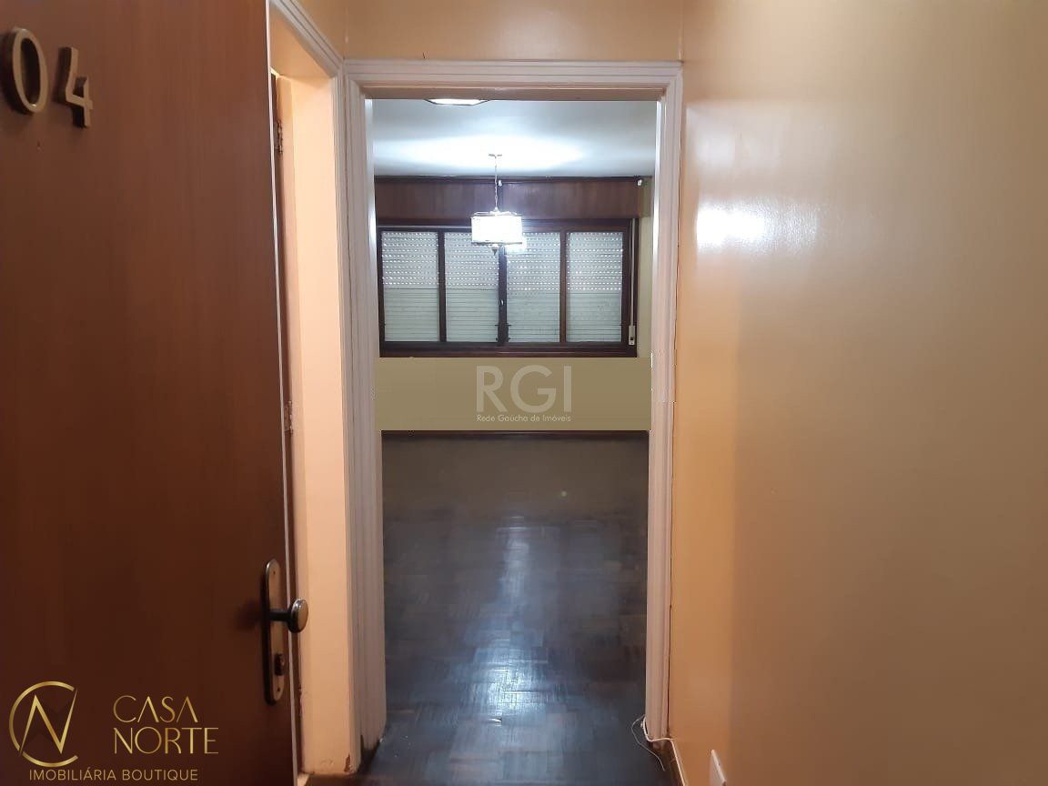 Apartamento à venda com 3 quartos, 115m², 1 suíte, 1 vaga, Avenida Protásio Alves no bairro Petrópolis em Porto Alegre