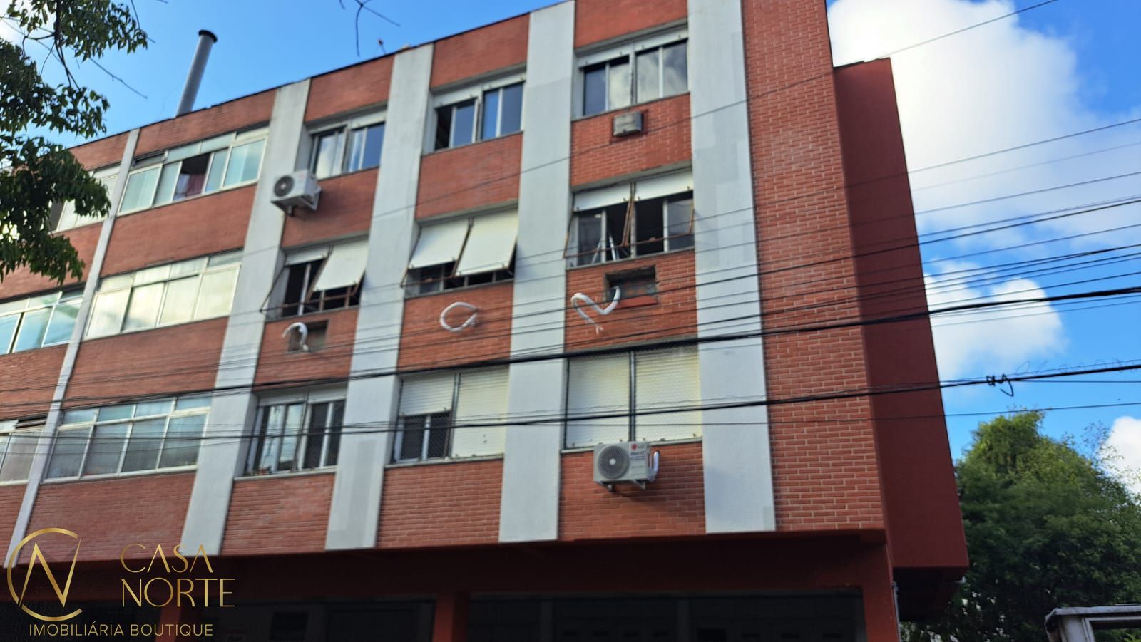Apartamento à venda com 3 quartos, 97m², 1 vaga, Rua Dona Eugenia no bairro Santa Cecília em Porto Alegre