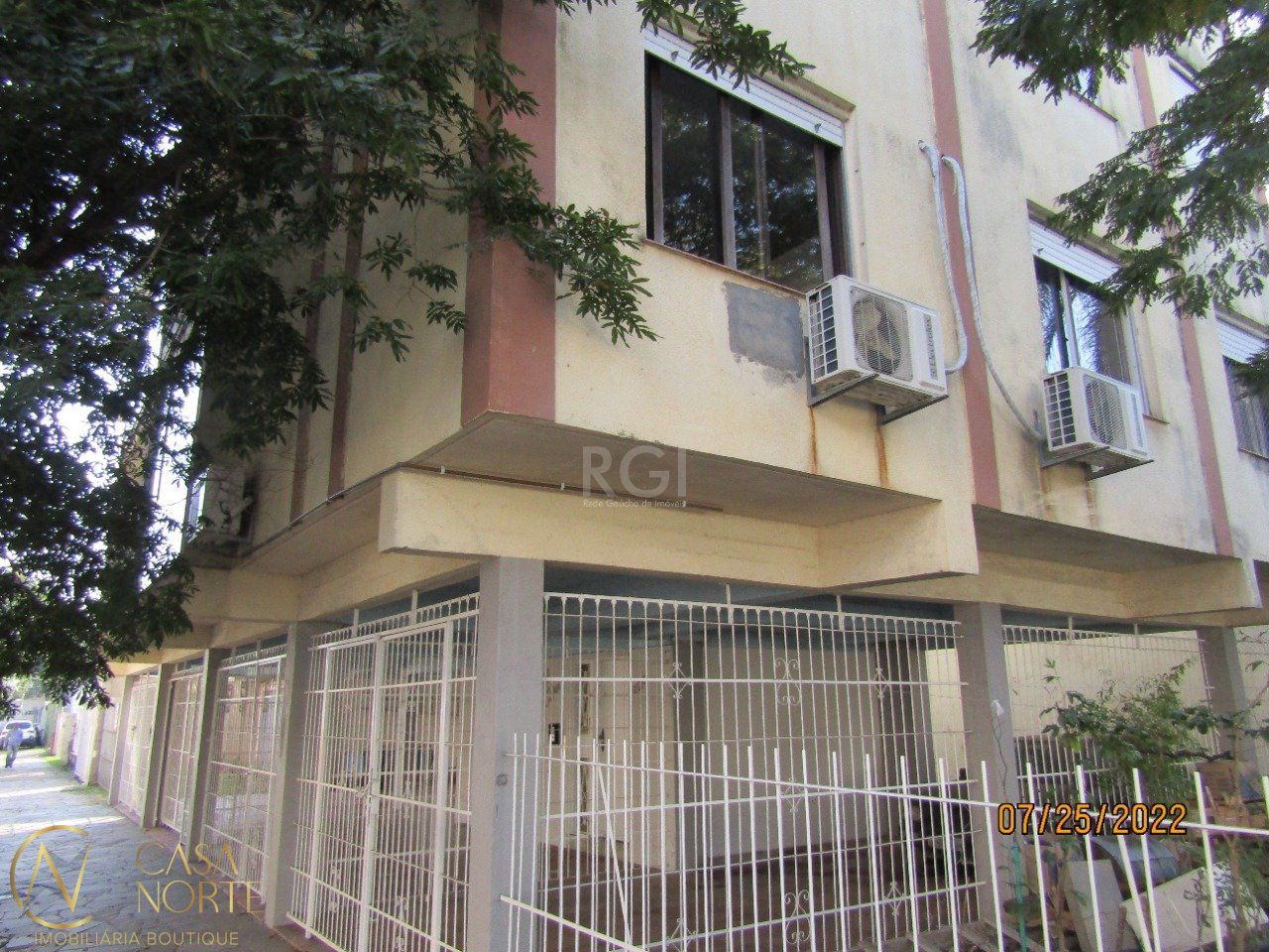 Apartamento à venda com 3 quartos, 156m², 2 vagas, Rua Vilela Tavares no bairro São João em Porto Alegre