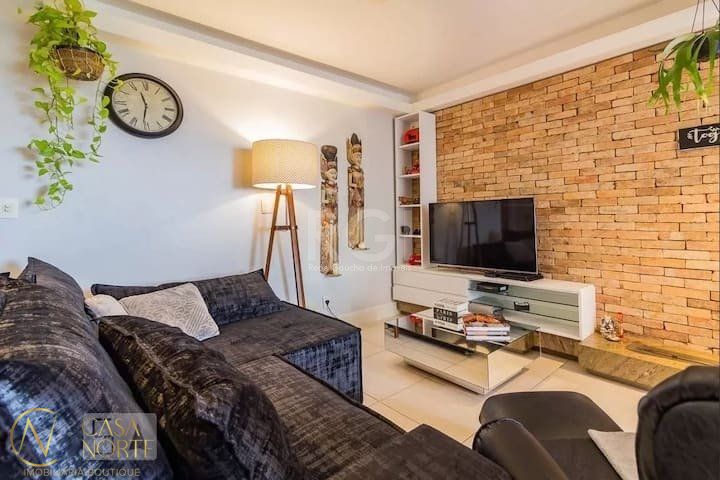 Apartamento à venda com 2 quartos, 105m², 1 suíte, 2 vagas, Rua Dona Ondina no bairro Menino Deus em Porto Alegre