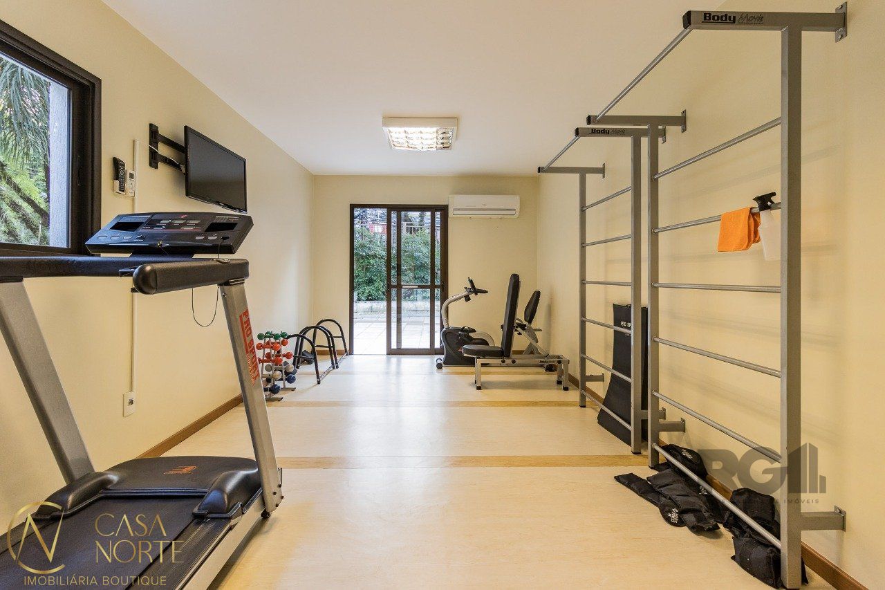 Apartamento à venda com 3 quartos, 102m², 1 suíte, 2 vagas, Rua Cabral no bairro Rio Branco em Porto Alegre