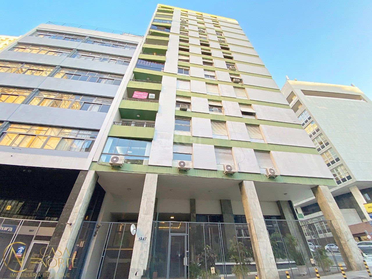 Apartamento à venda com 3 quartos, 144m², 1 suíte, 1 vaga, Rua Riachuelo no bairro Centro Histórico em Porto Alegre