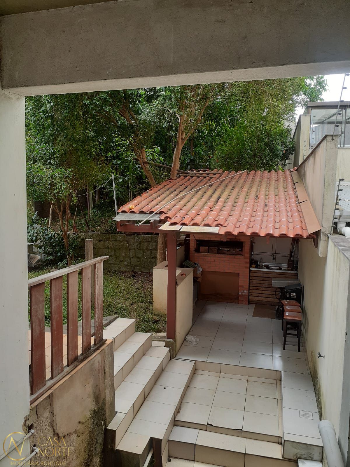 Casa à venda com 3 quartos, 247m², 1 suíte, 3 vagas, Rua Amoroso Costa no bairro Cristo Redentor em Porto Alegre
