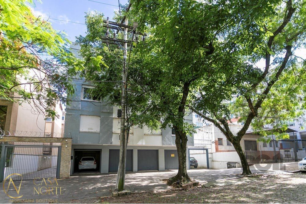 Apartamento à venda com 2 quartos, 64m², 1 vaga, Rua Ari Marinho no bairro Higienópolis em Porto Alegre