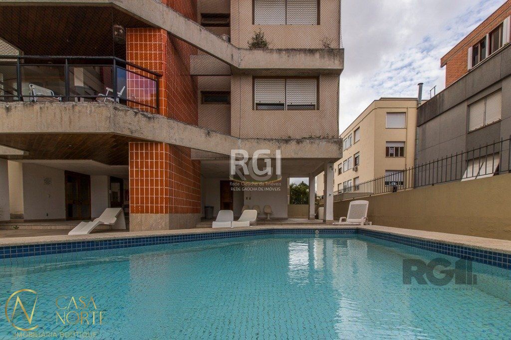 Apartamento à venda com 2 quartos, 92m², 1 suíte, 1 vaga, Avenida Getúlio Vargas no bairro Menino Deus em Porto Alegre